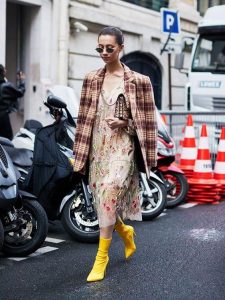 Botine galbene
