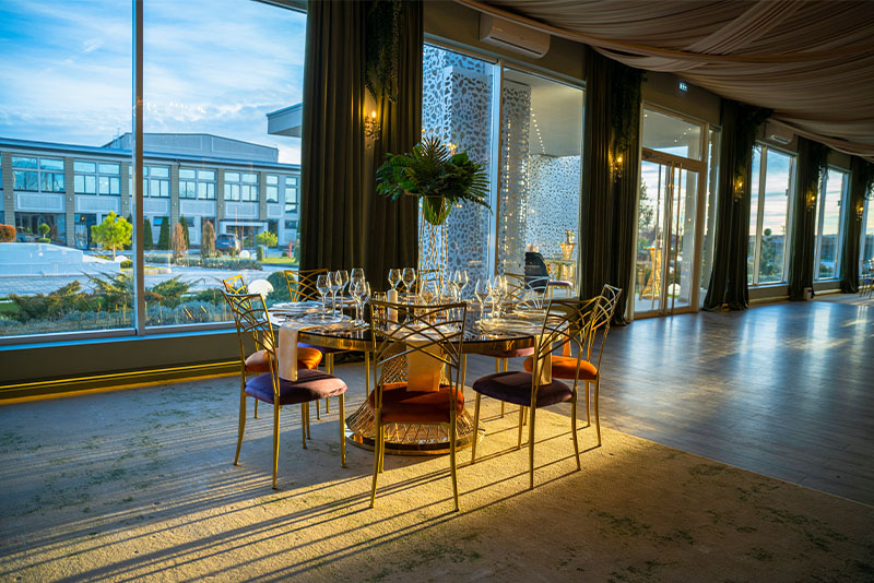 Events Garden vă pune la dispoziție cel mai frumos ballroom de nuntă din Ploiești
