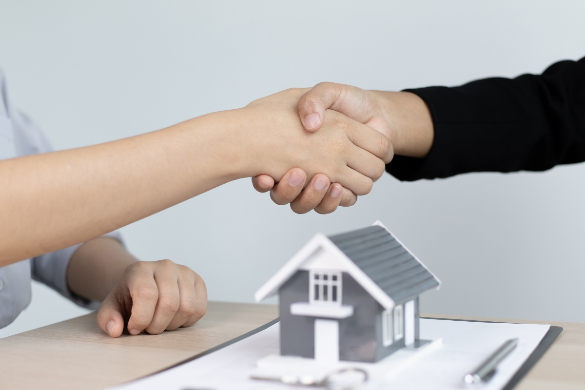 broker credite Bucuresti