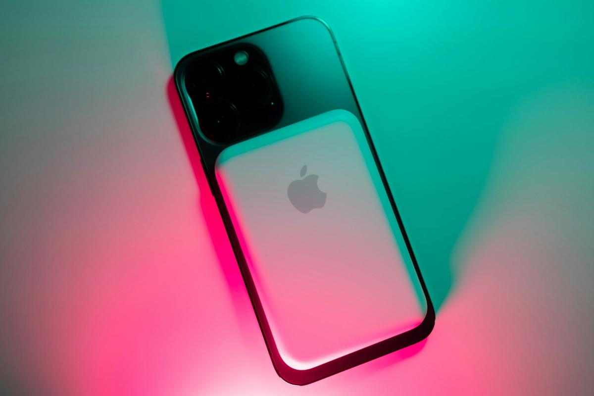 Cum să îți personalizezi noul iPhone 16 cu accesoriile potrivite