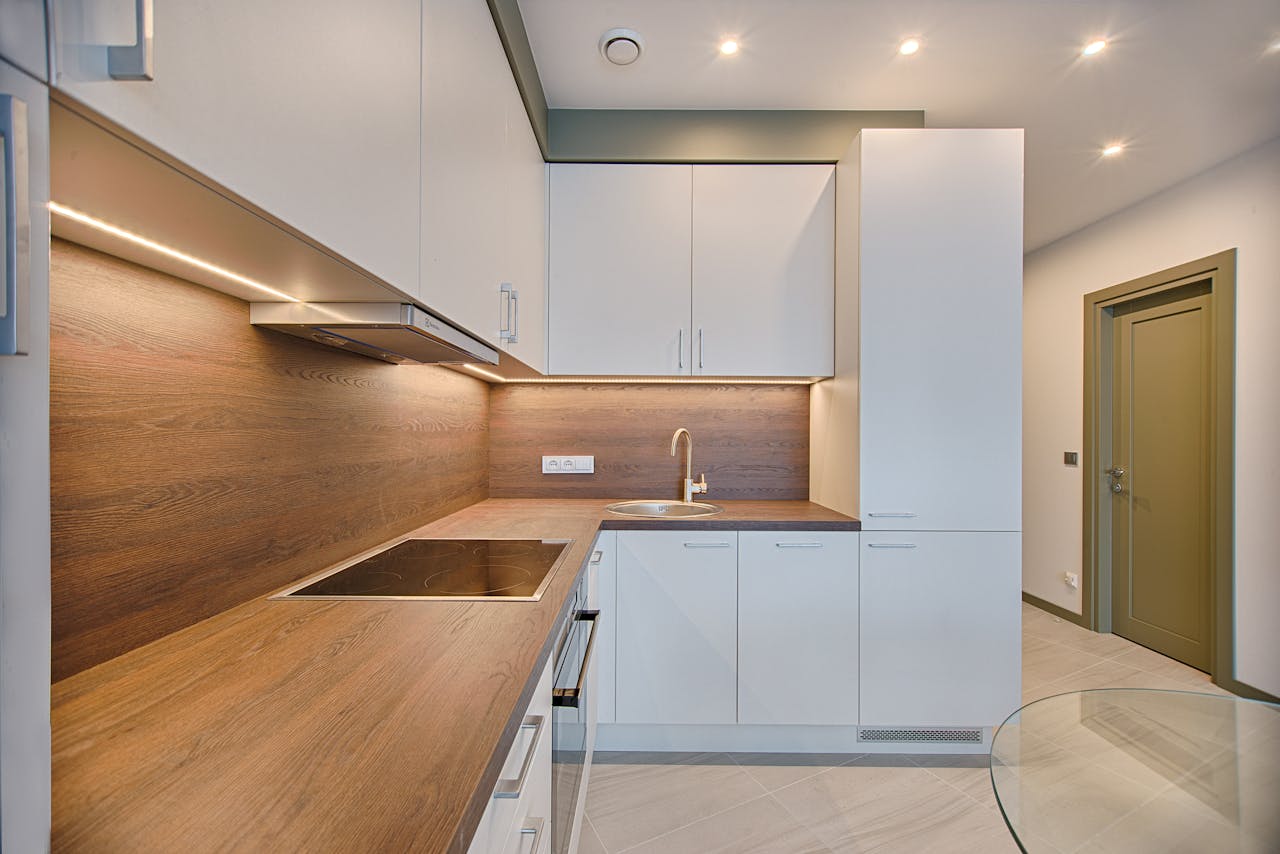 Importanța accesoriilor de calitate în designul mobilierului modern