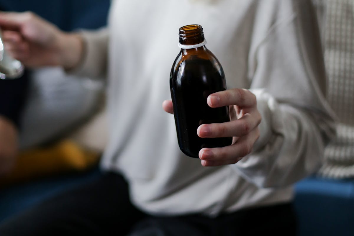 Cele mai comune utilizări ale siropurilor naturale în ameliorarea răcelii